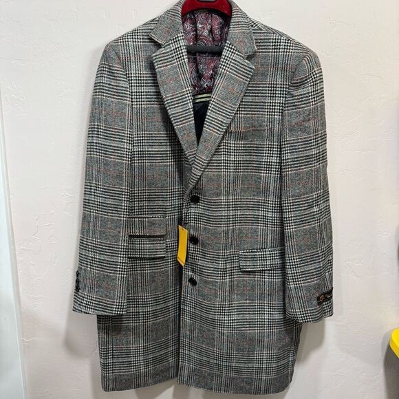 New Signature Carcoat Plaid- Checker Size 48 - Picture 2 of 12